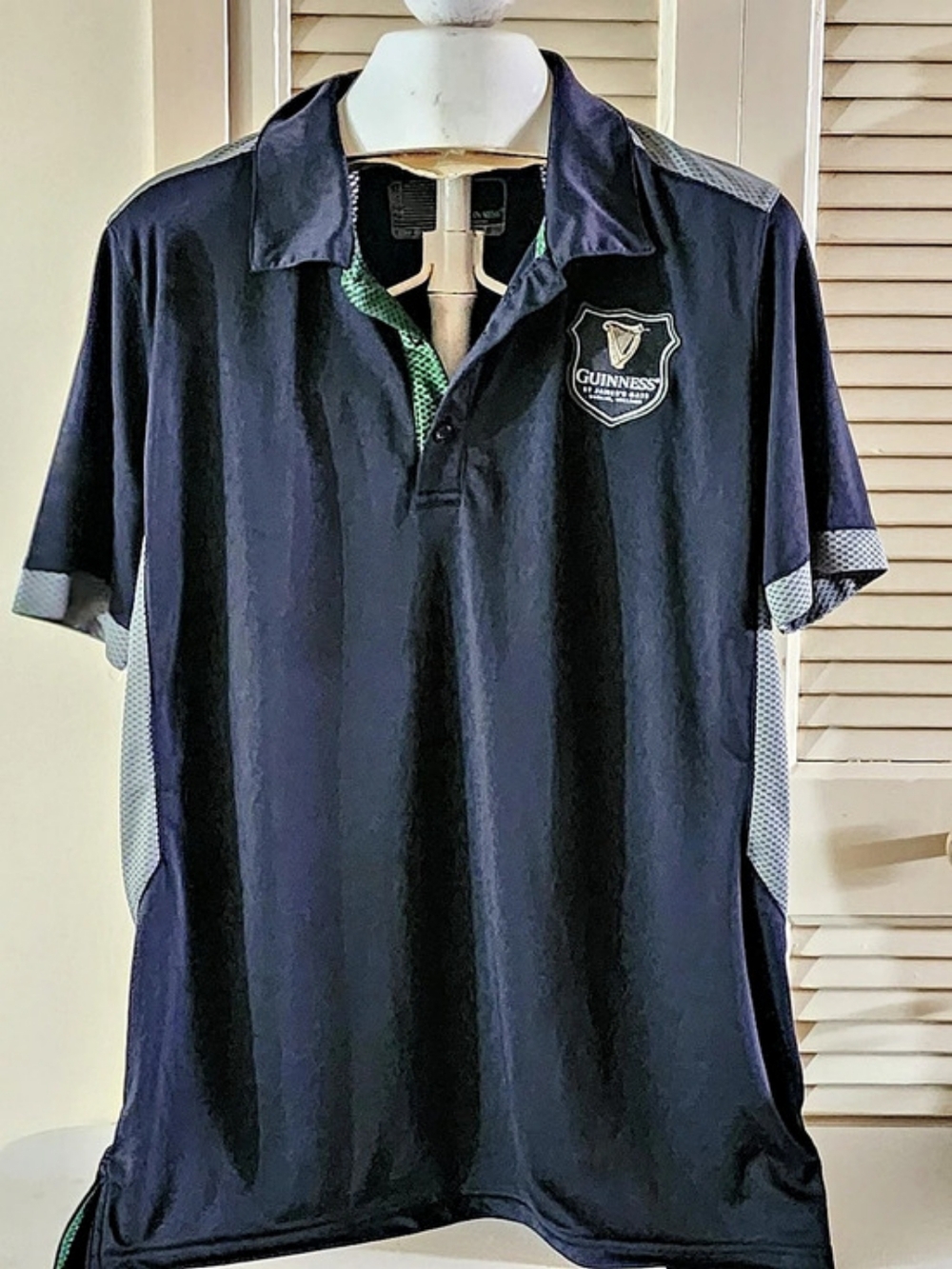 Guinness Dry Fit Performance Jersey Black Gray Large Like New